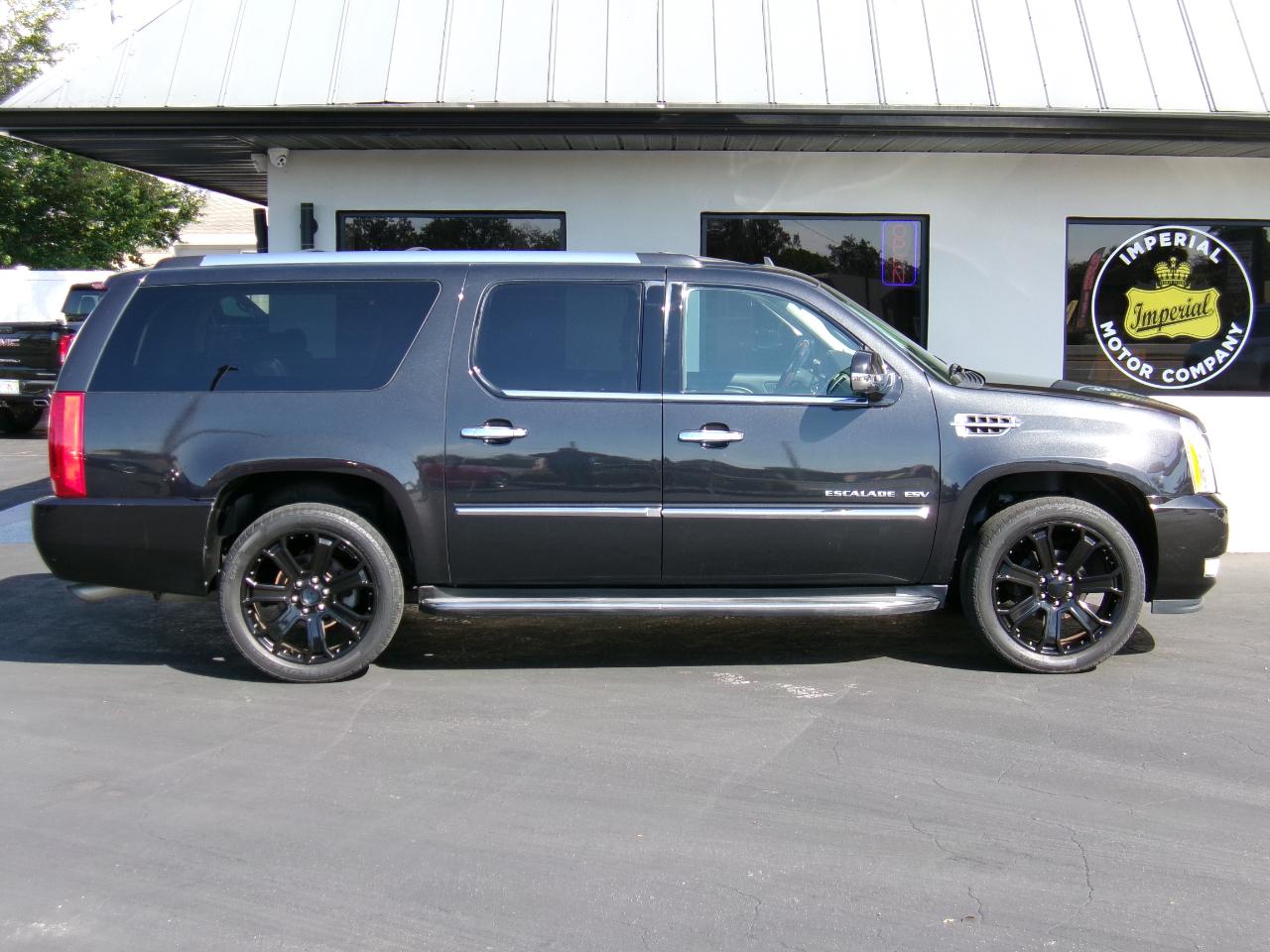 Cadillac Escalade ESV AWD Luxury 2012