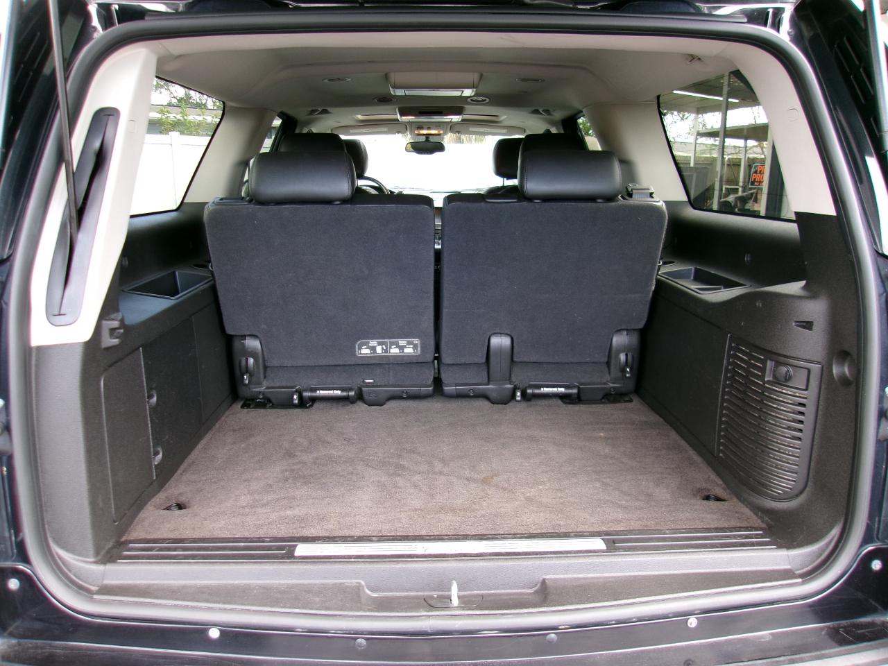 Cadillac Escalade ESV AWD Luxury 2012