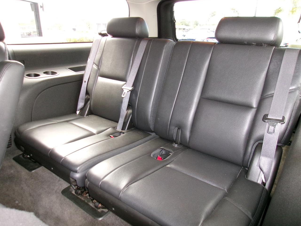 Cadillac Escalade ESV AWD Luxury 2012