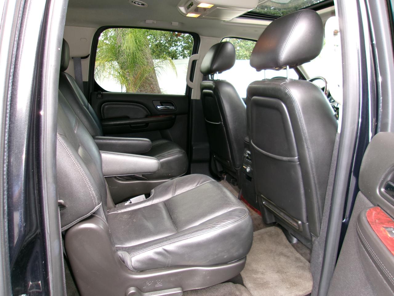 Cadillac Escalade ESV AWD Luxury 2012