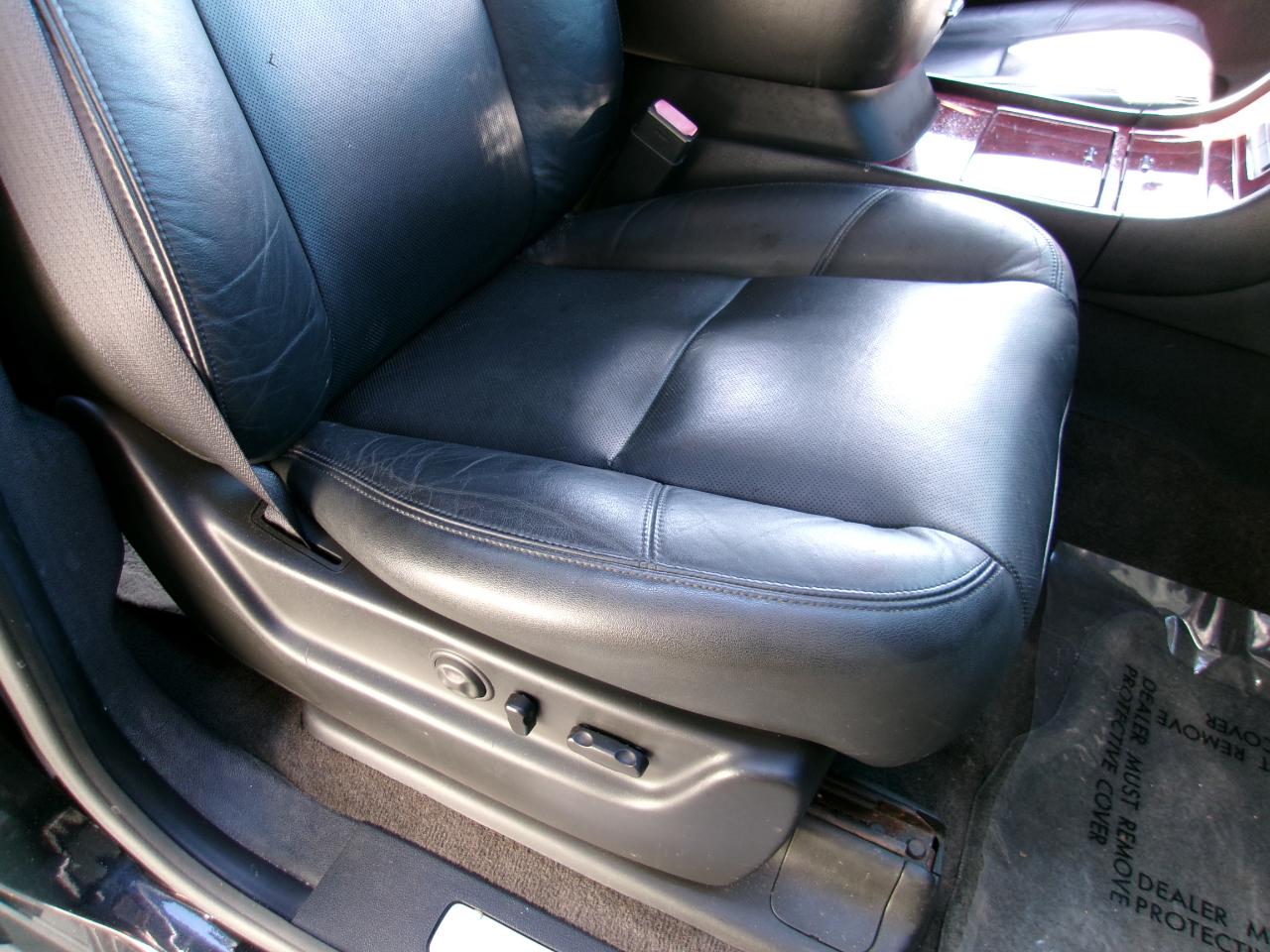 Cadillac Escalade ESV AWD Luxury 2012