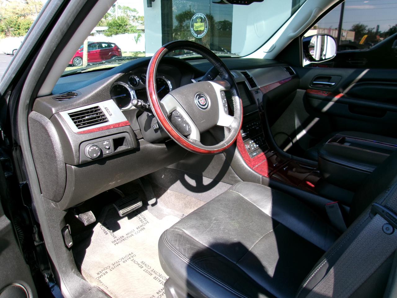 Cadillac Escalade ESV AWD Luxury 2012