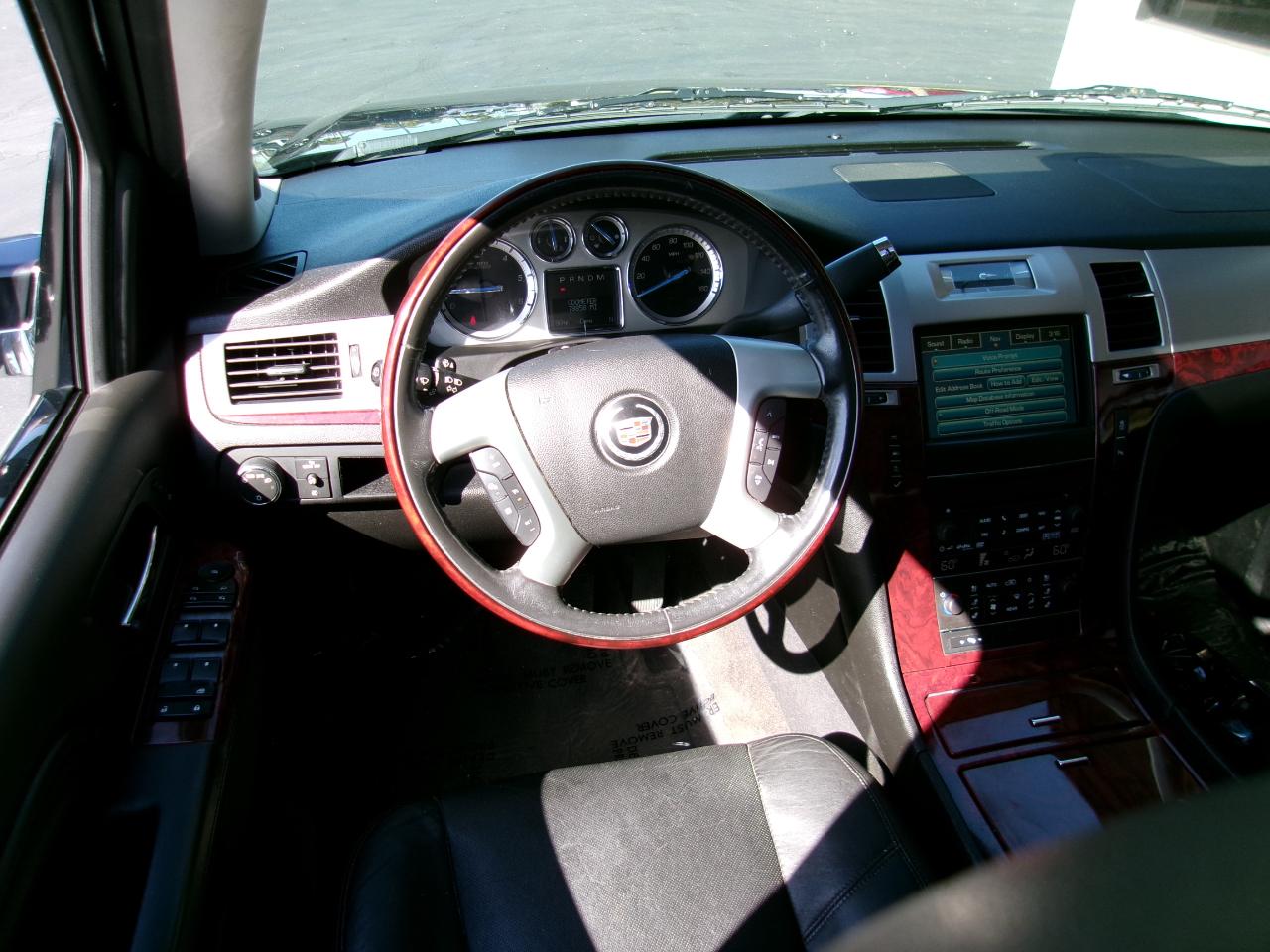 Cadillac Escalade ESV AWD Luxury 2012