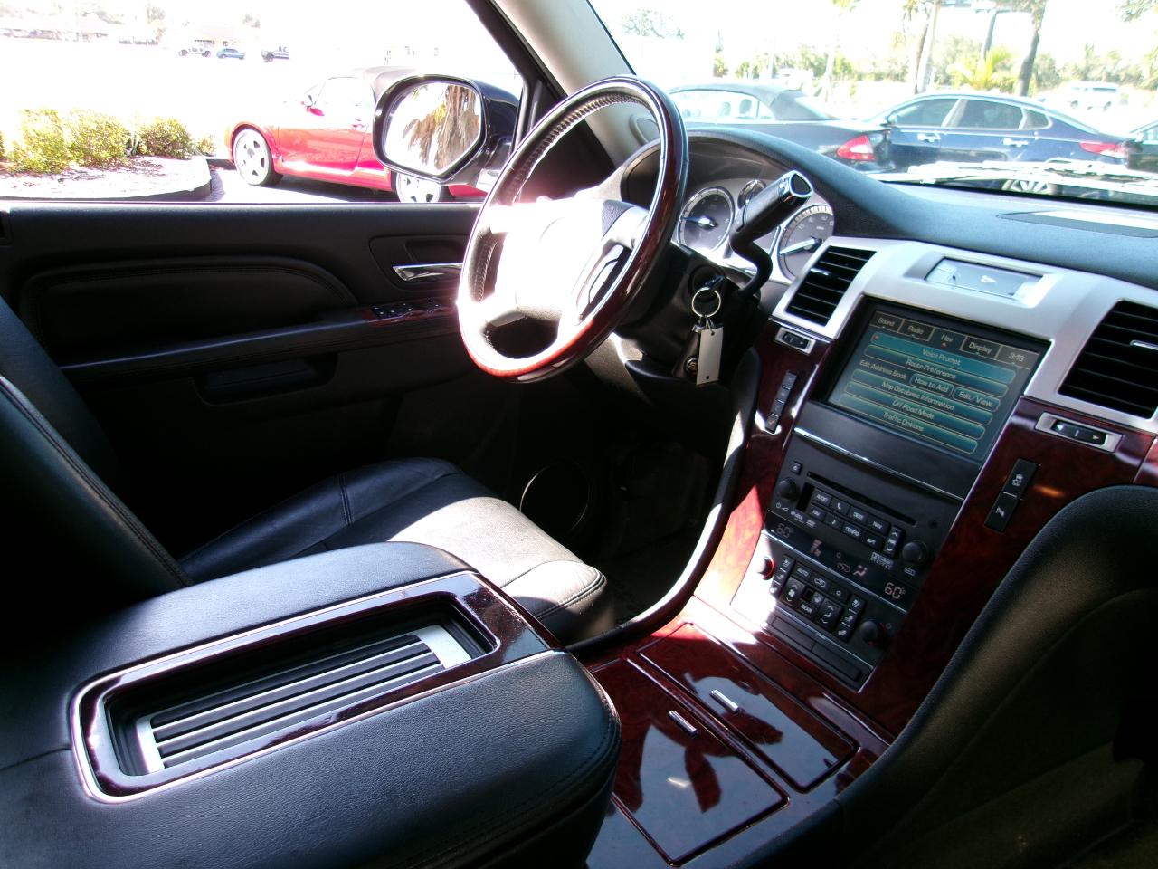 Cadillac Escalade ESV AWD Luxury 2012