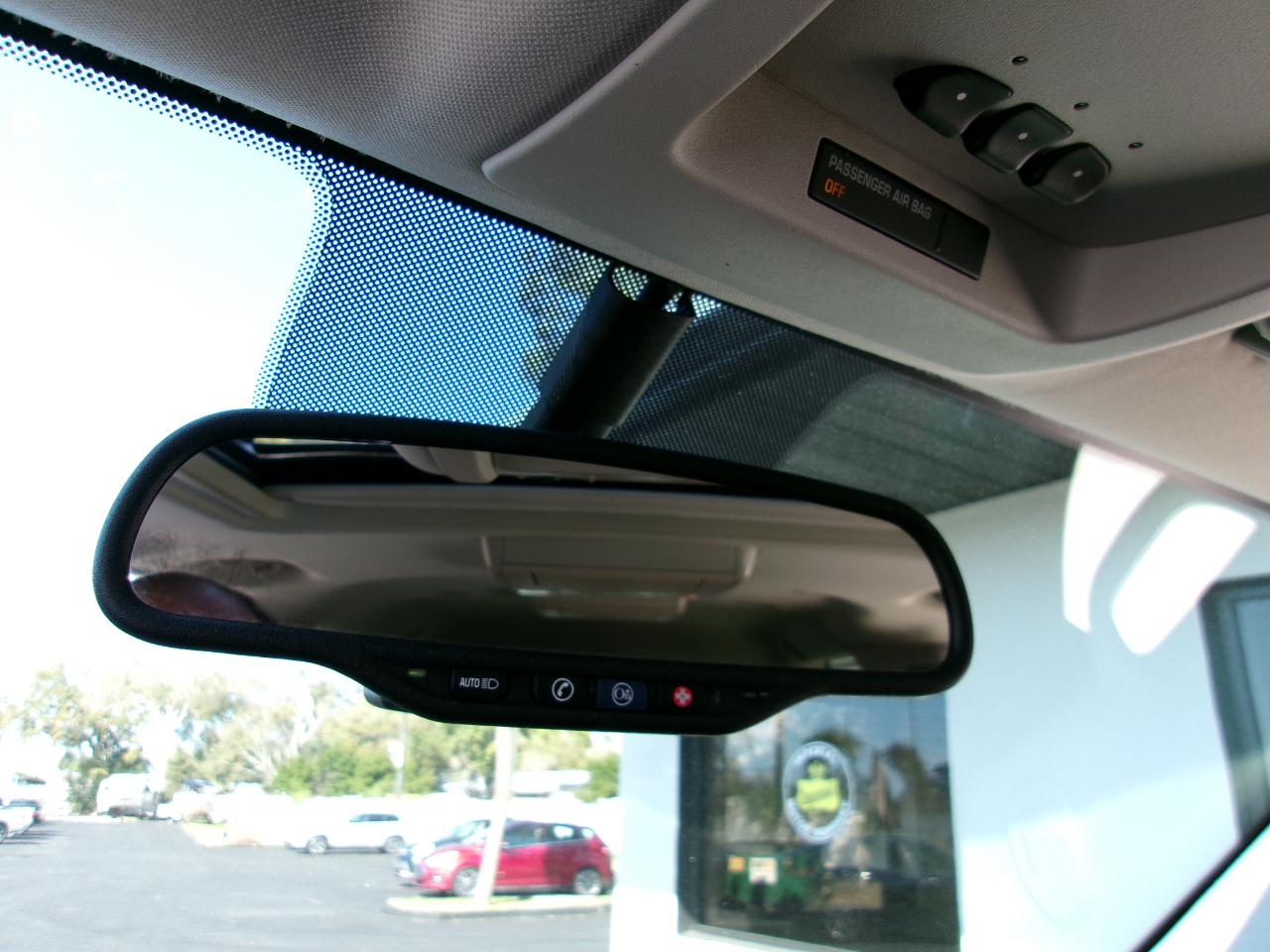 Cadillac Escalade ESV AWD Luxury 2012