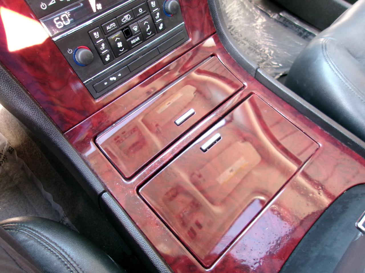 Cadillac Escalade ESV AWD Luxury 2012