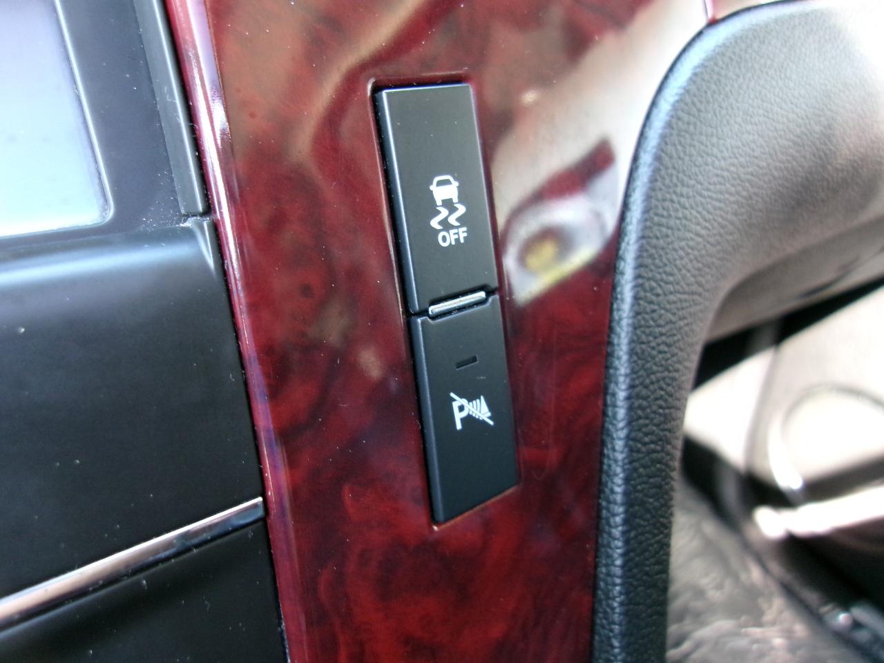 Cadillac Escalade ESV AWD Luxury 2012