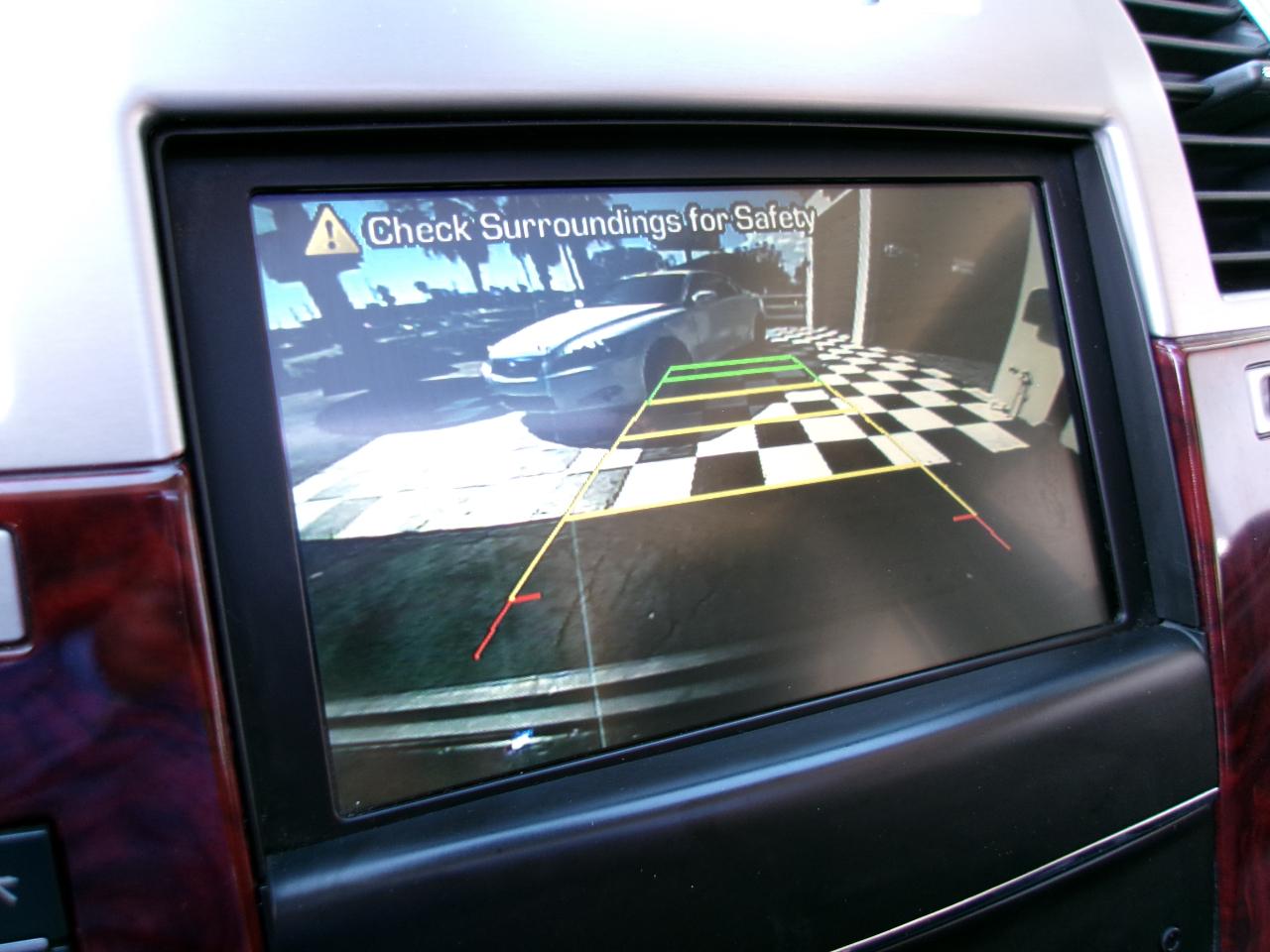 Cadillac Escalade ESV AWD Luxury 2012