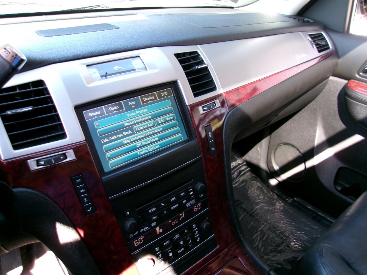 Cadillac Escalade ESV AWD Luxury 2012