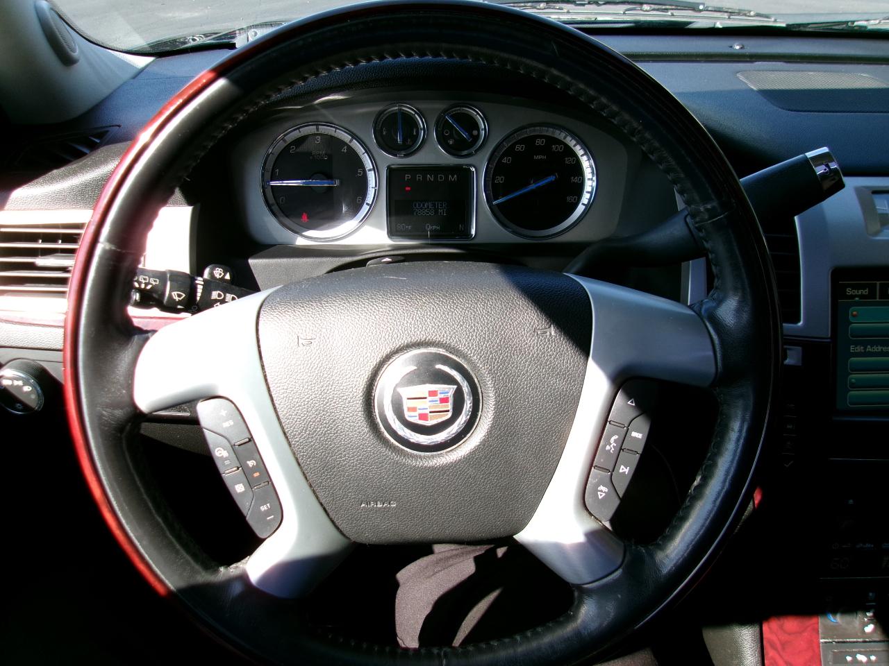 Cadillac Escalade ESV AWD Luxury 2012