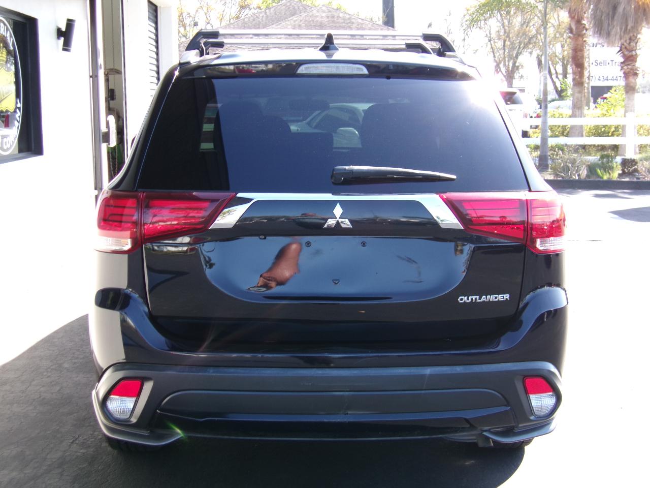 Mitsubishi Outlander  2018