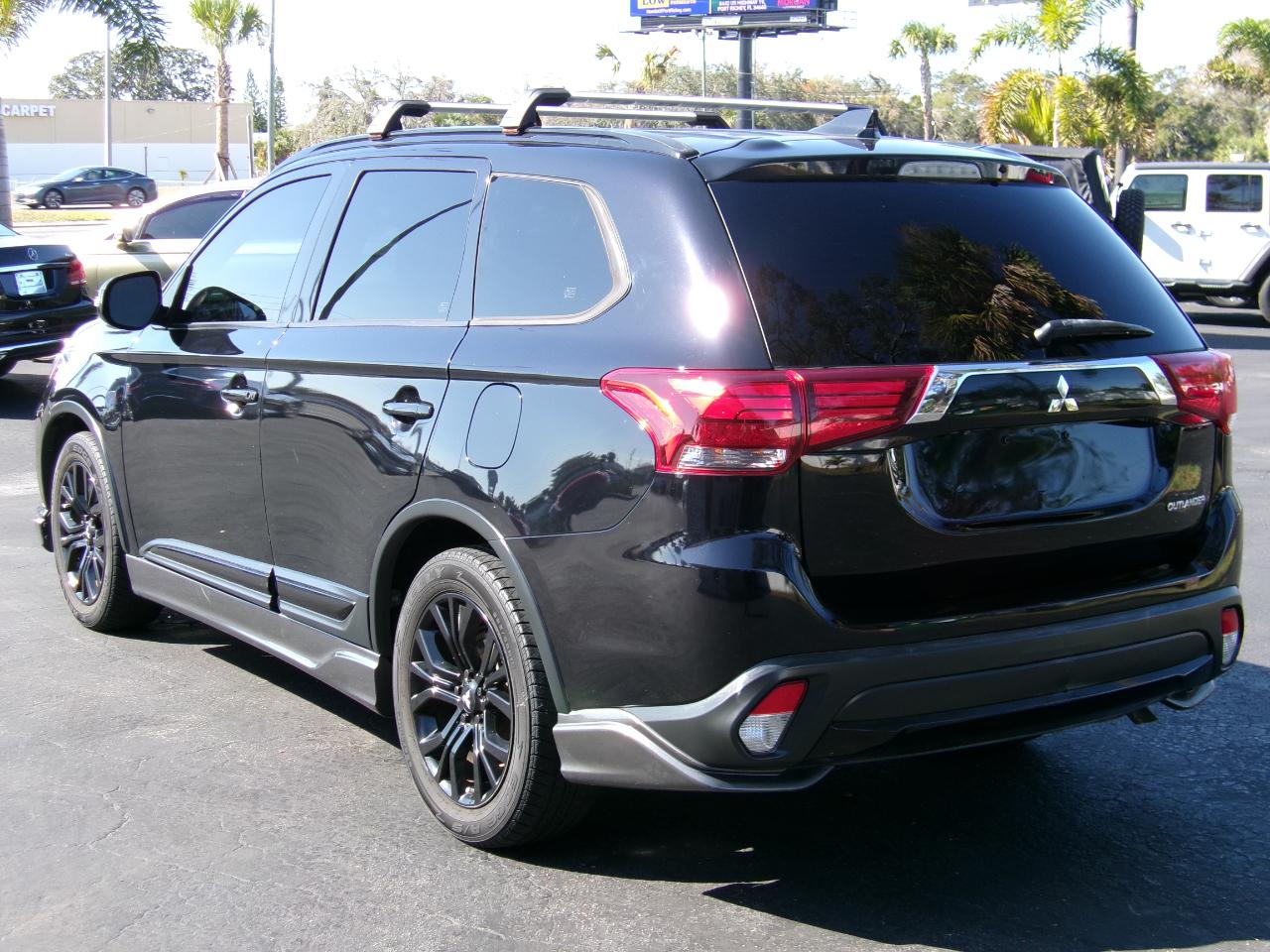 Mitsubishi Outlander  2018