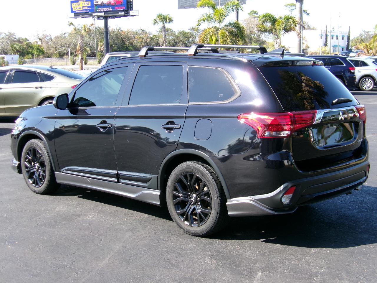 Mitsubishi Outlander  2018