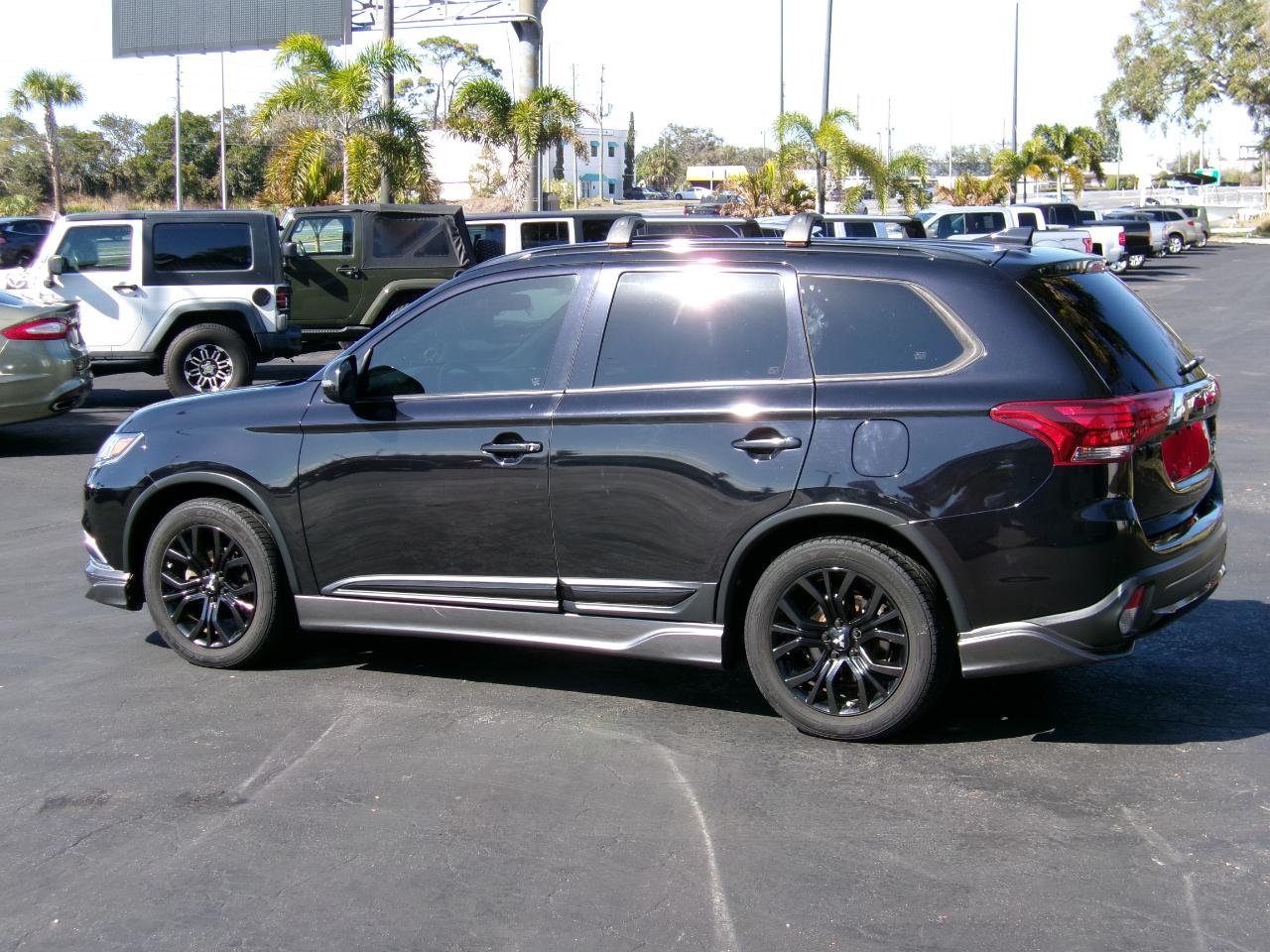 Mitsubishi Outlander  2018