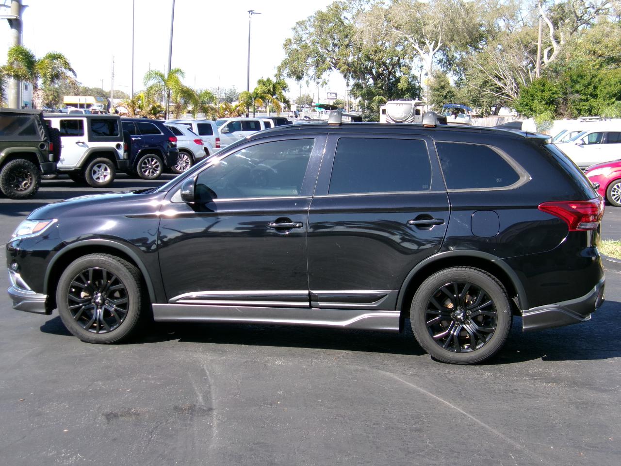 Mitsubishi Outlander  2018