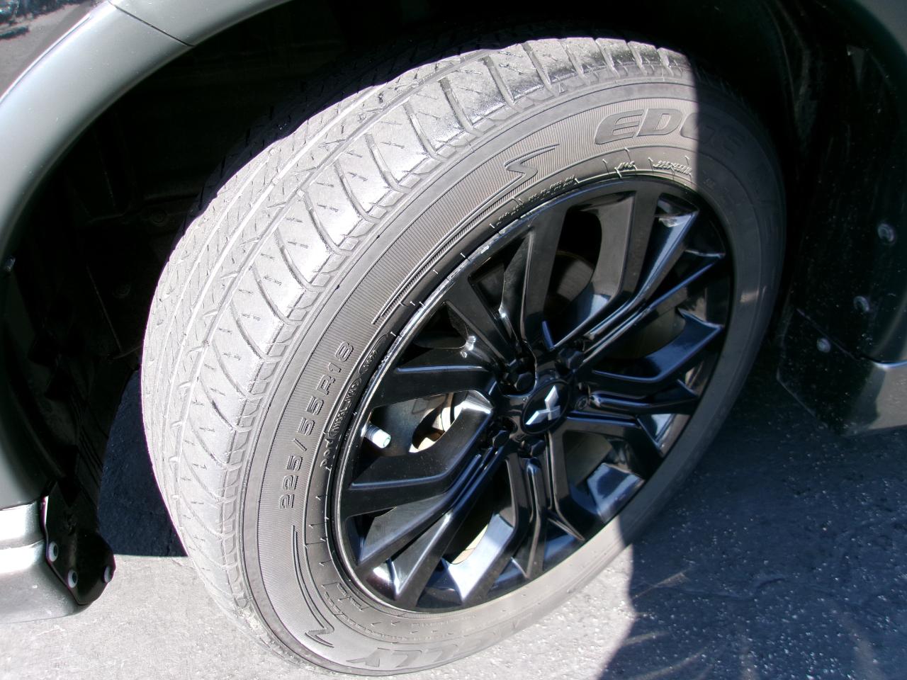 Mitsubishi Outlander  2018