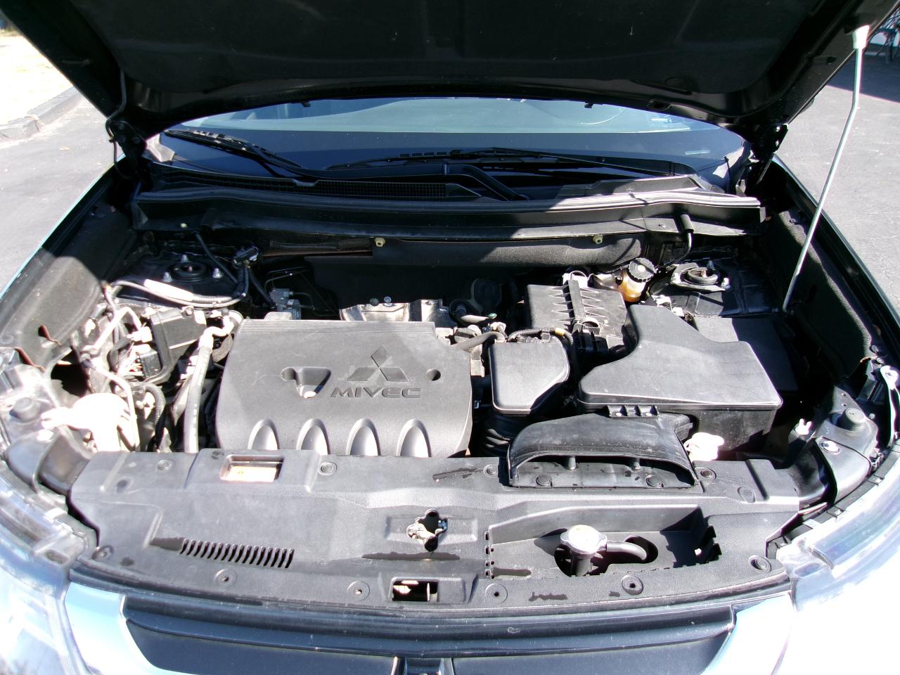 Mitsubishi Outlander  2018