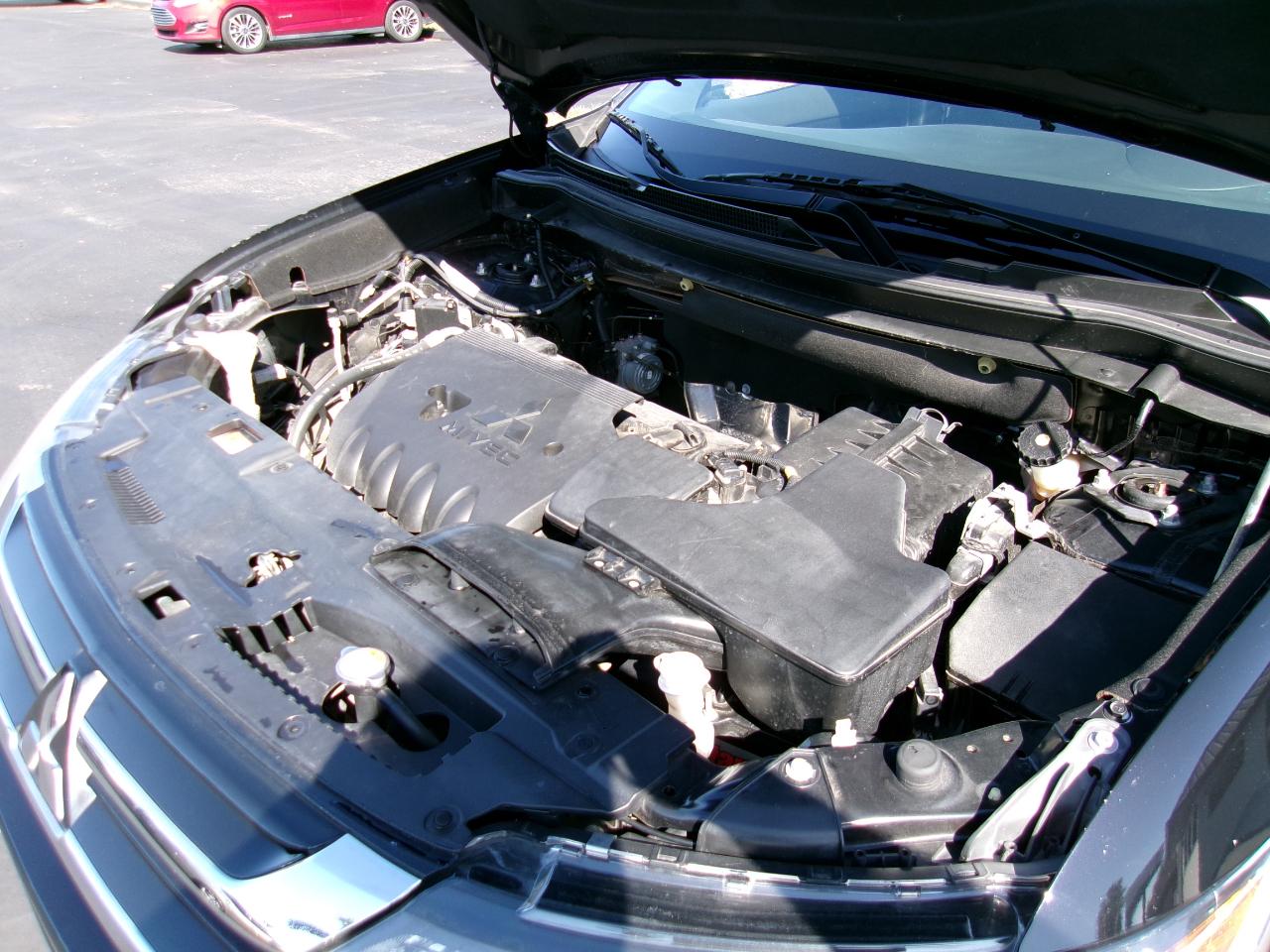 Mitsubishi Outlander  2018