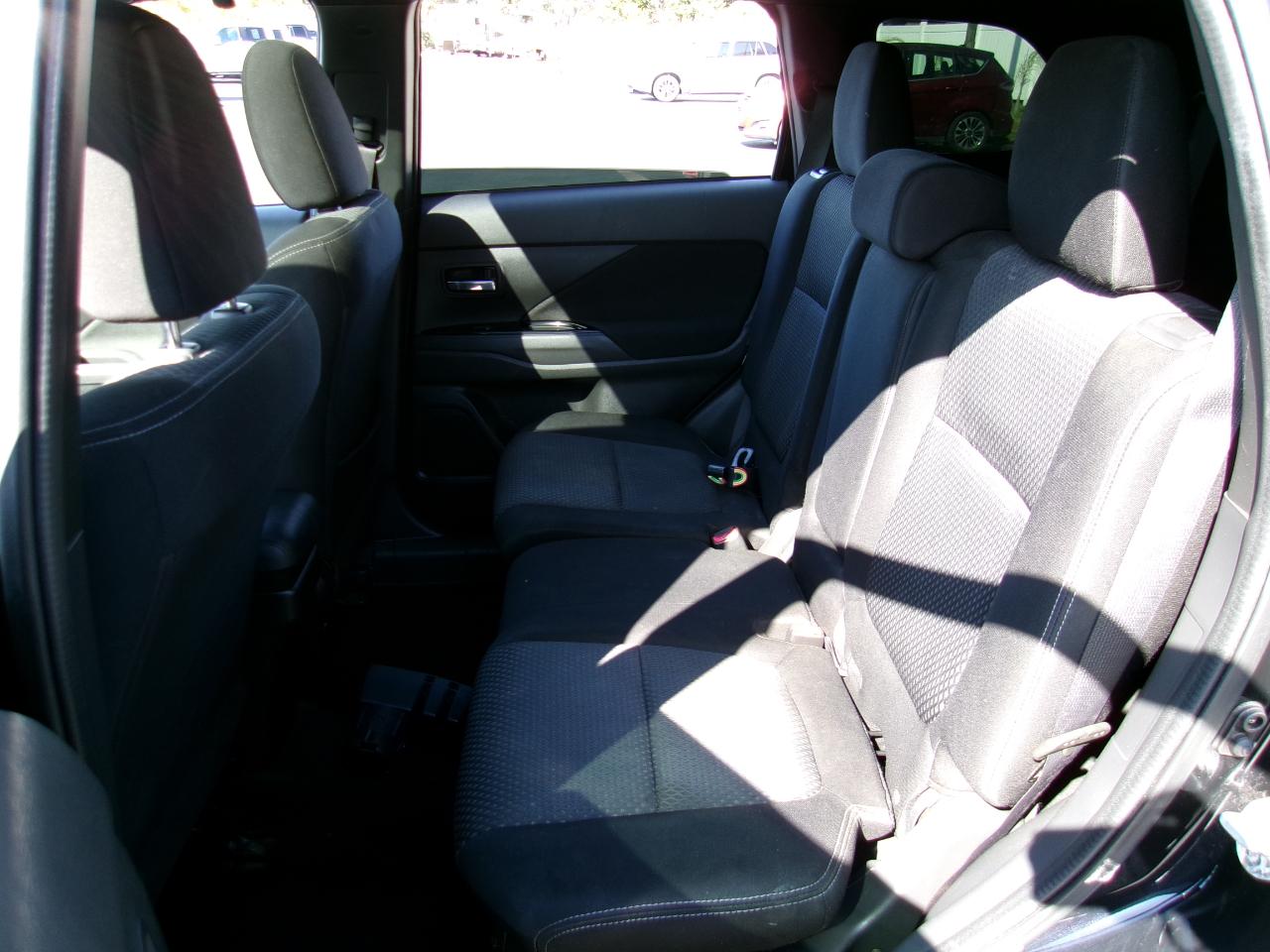 Mitsubishi Outlander  2018