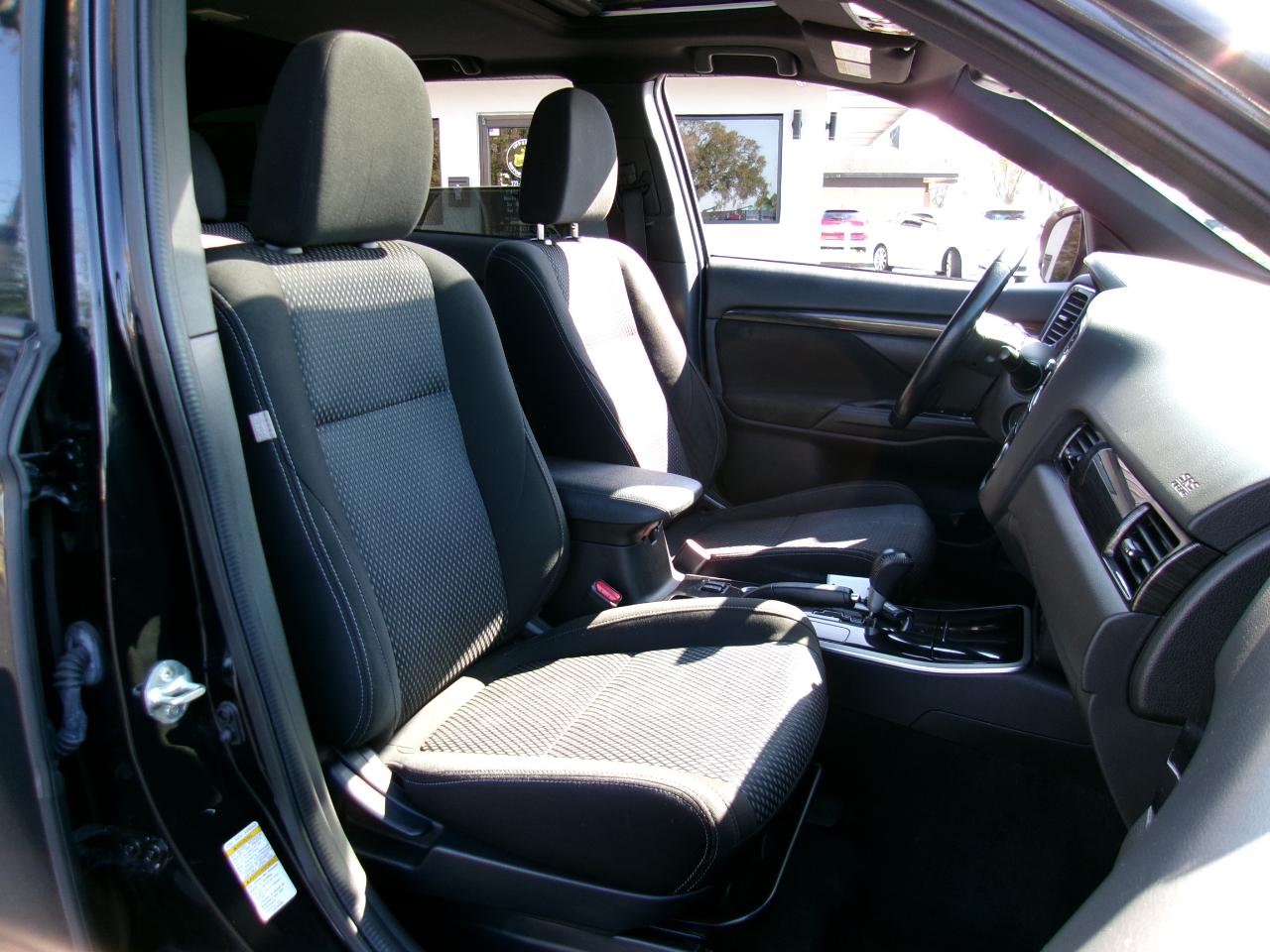 Mitsubishi Outlander  2018