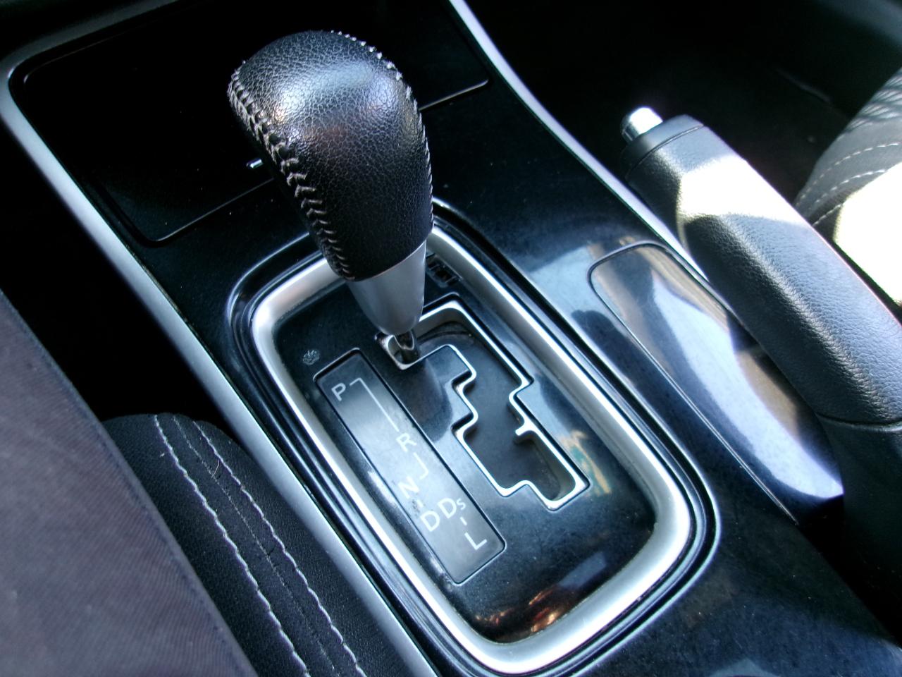 Mitsubishi Outlander  2018