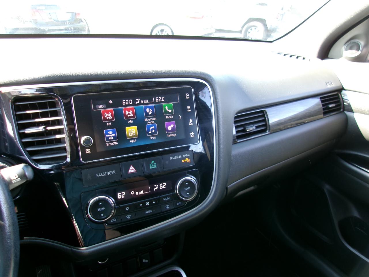 Mitsubishi Outlander  2018