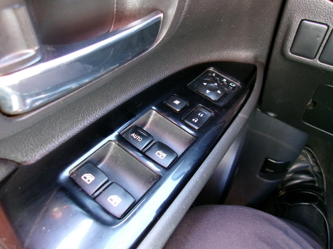 Mitsubishi Outlander  2018