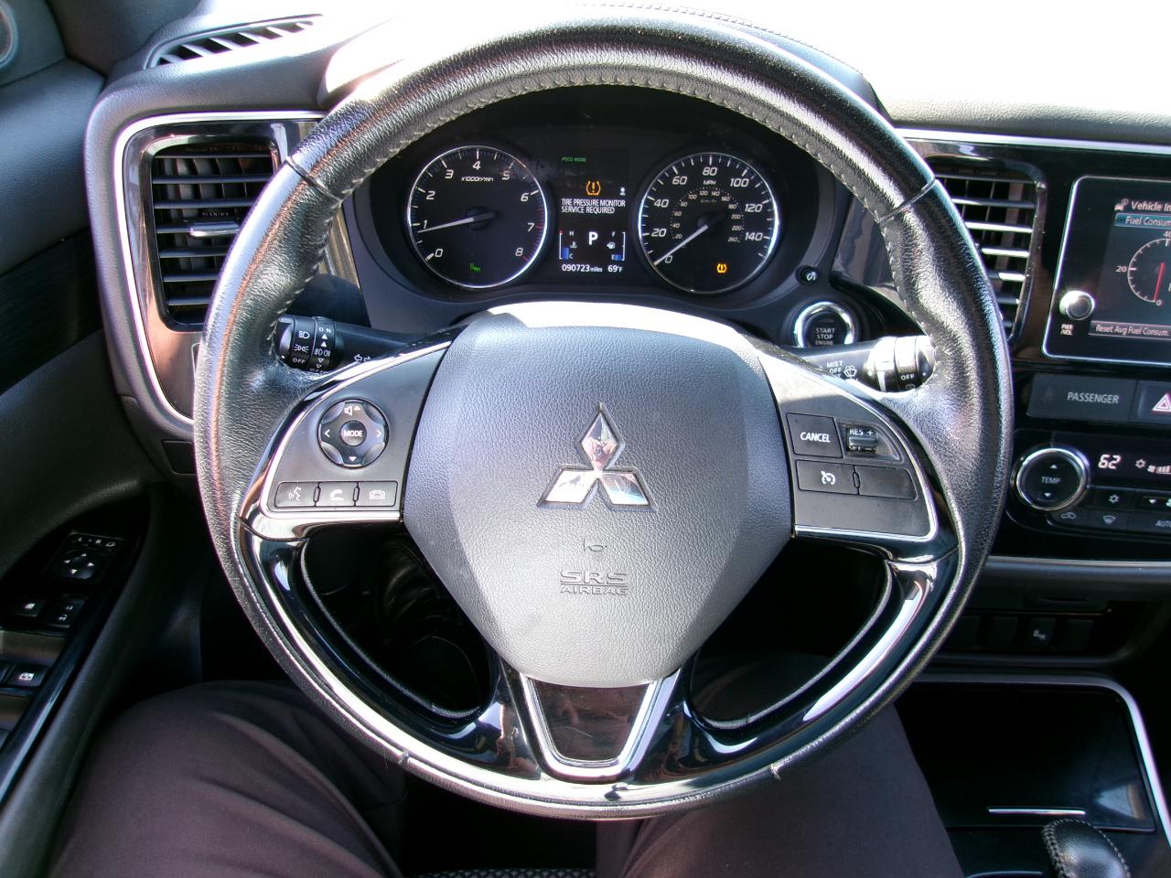 Mitsubishi Outlander  2018