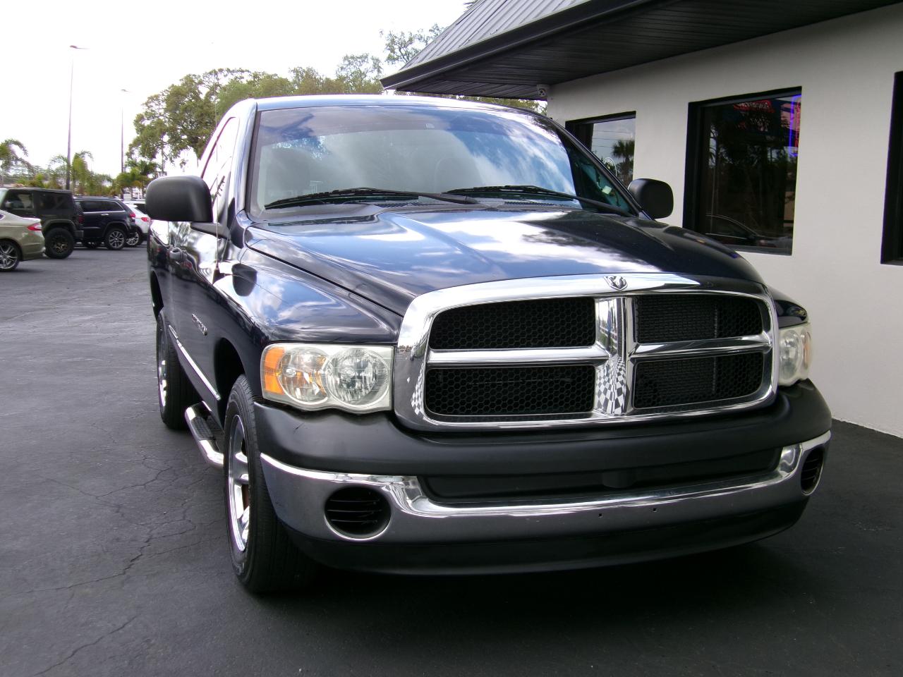 Dodge Ram 1500 ST 2WD 2004