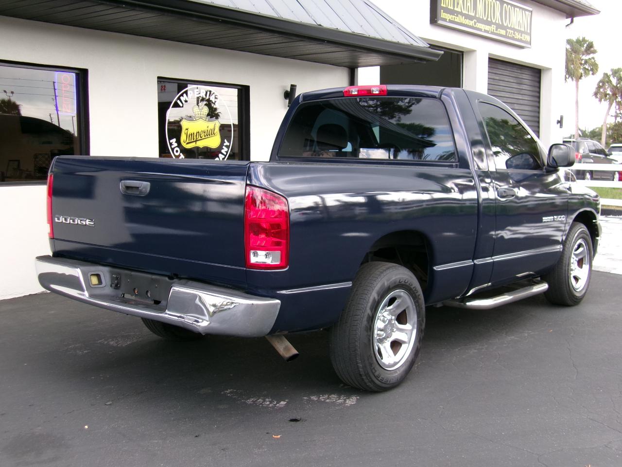 Dodge Ram 1500 ST 2WD 2004
