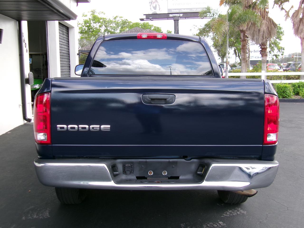 Dodge Ram 1500 ST 2WD 2004