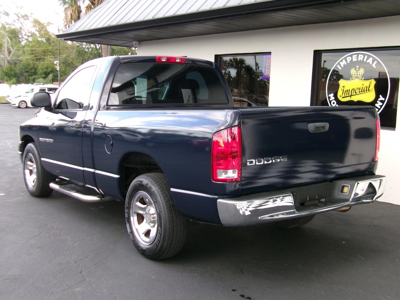 Dodge Ram 1500 ST 2WD 2004