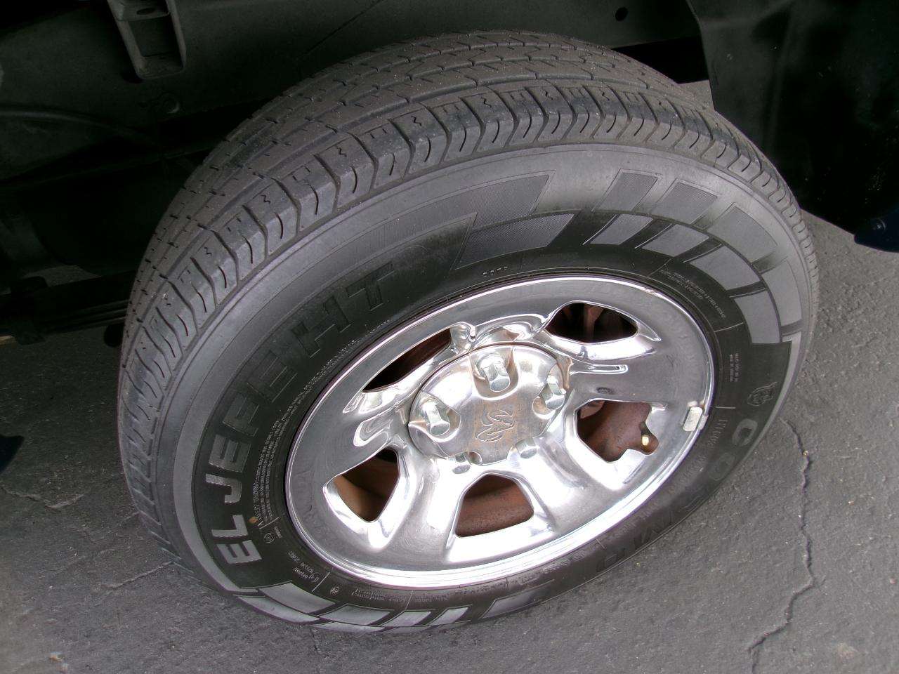 Dodge Ram 1500 ST 2WD 2004