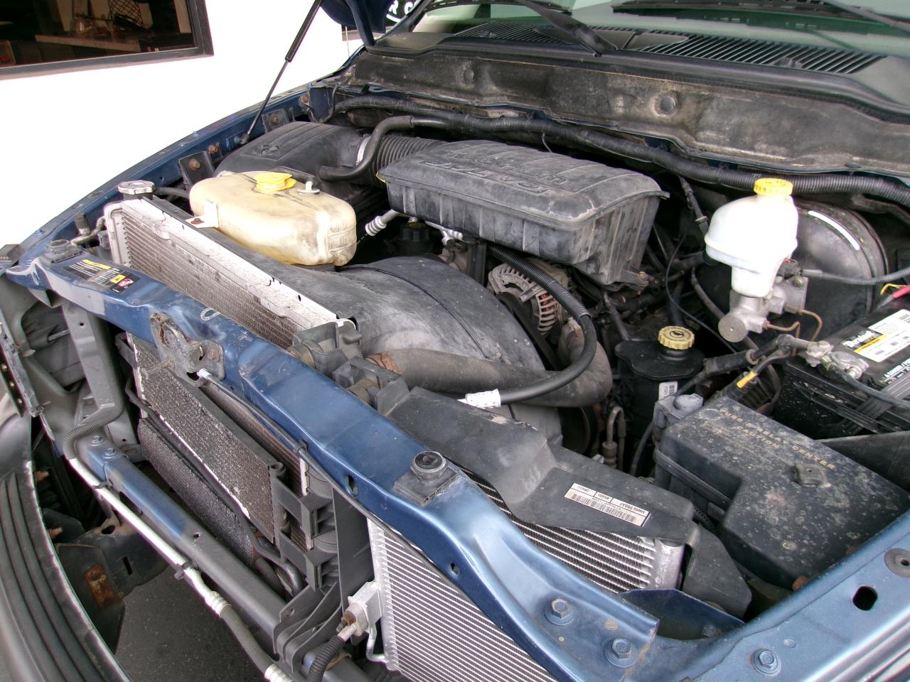 Dodge Ram 1500 ST 2WD 2004