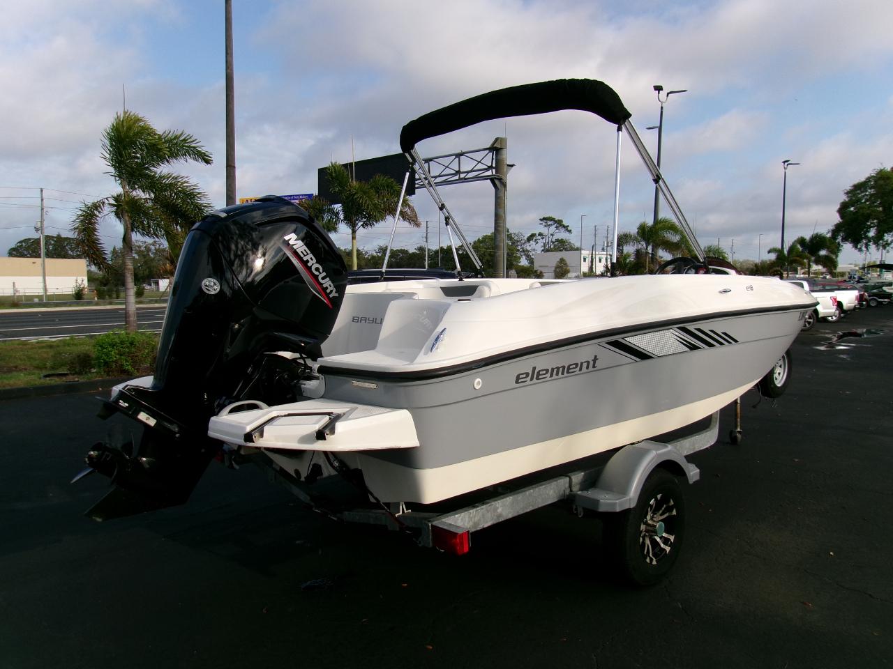 Bayliner Element  2022