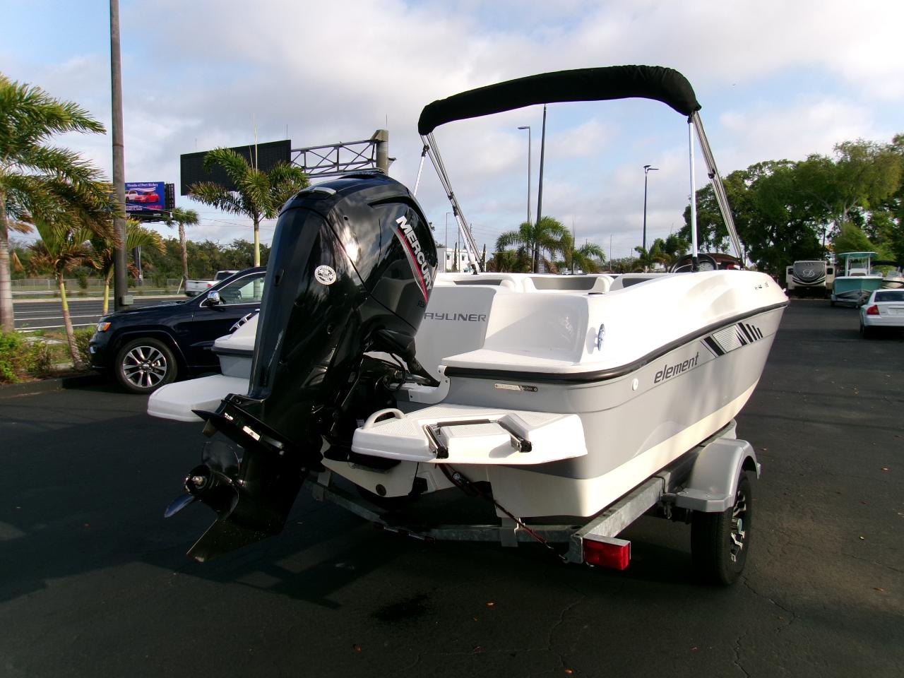 Bayliner Element  2022