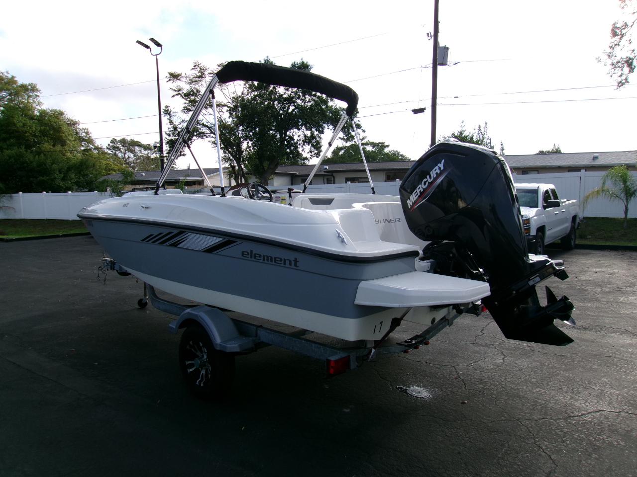 Bayliner Element  2022