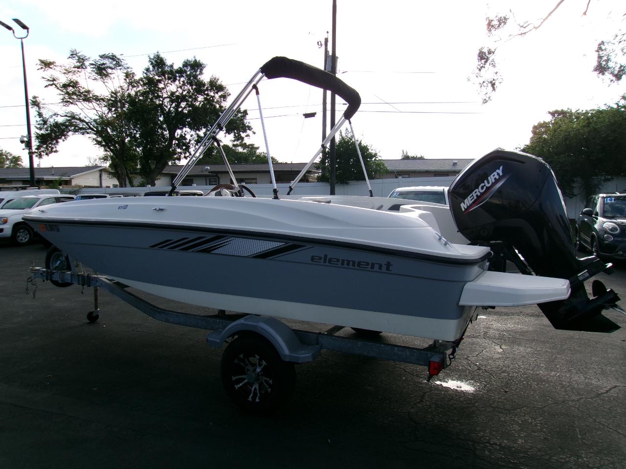 Bayliner Element  2022