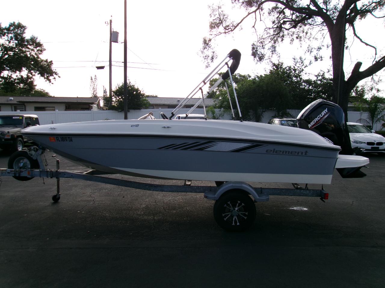 Bayliner Element  2022