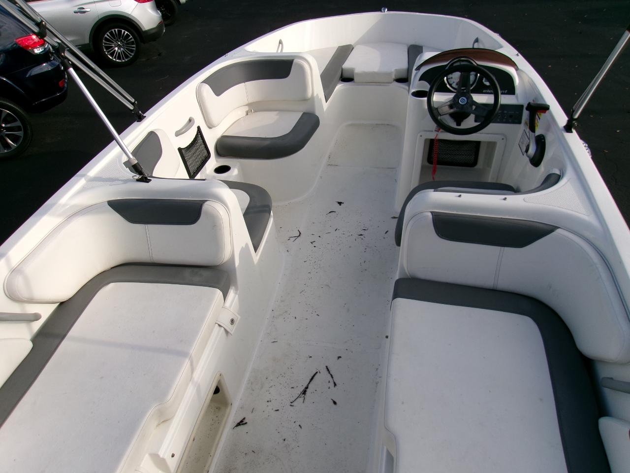 Bayliner Element  2022