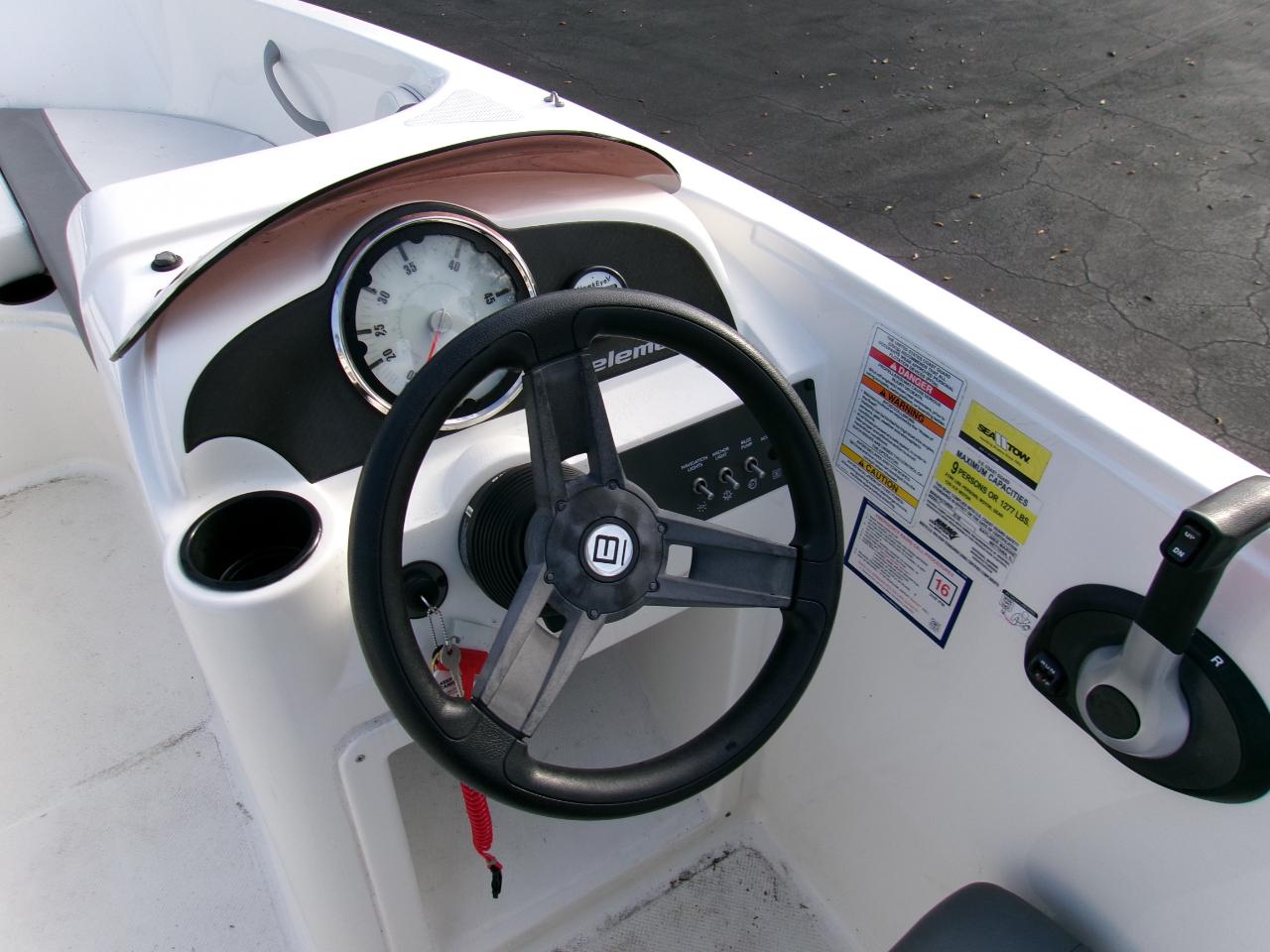 Bayliner Element  2022