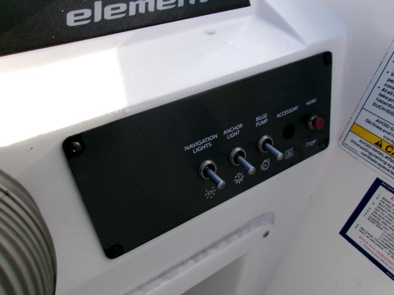 Bayliner Element  2022