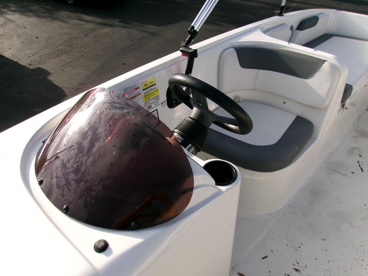 Bayliner Element  2022