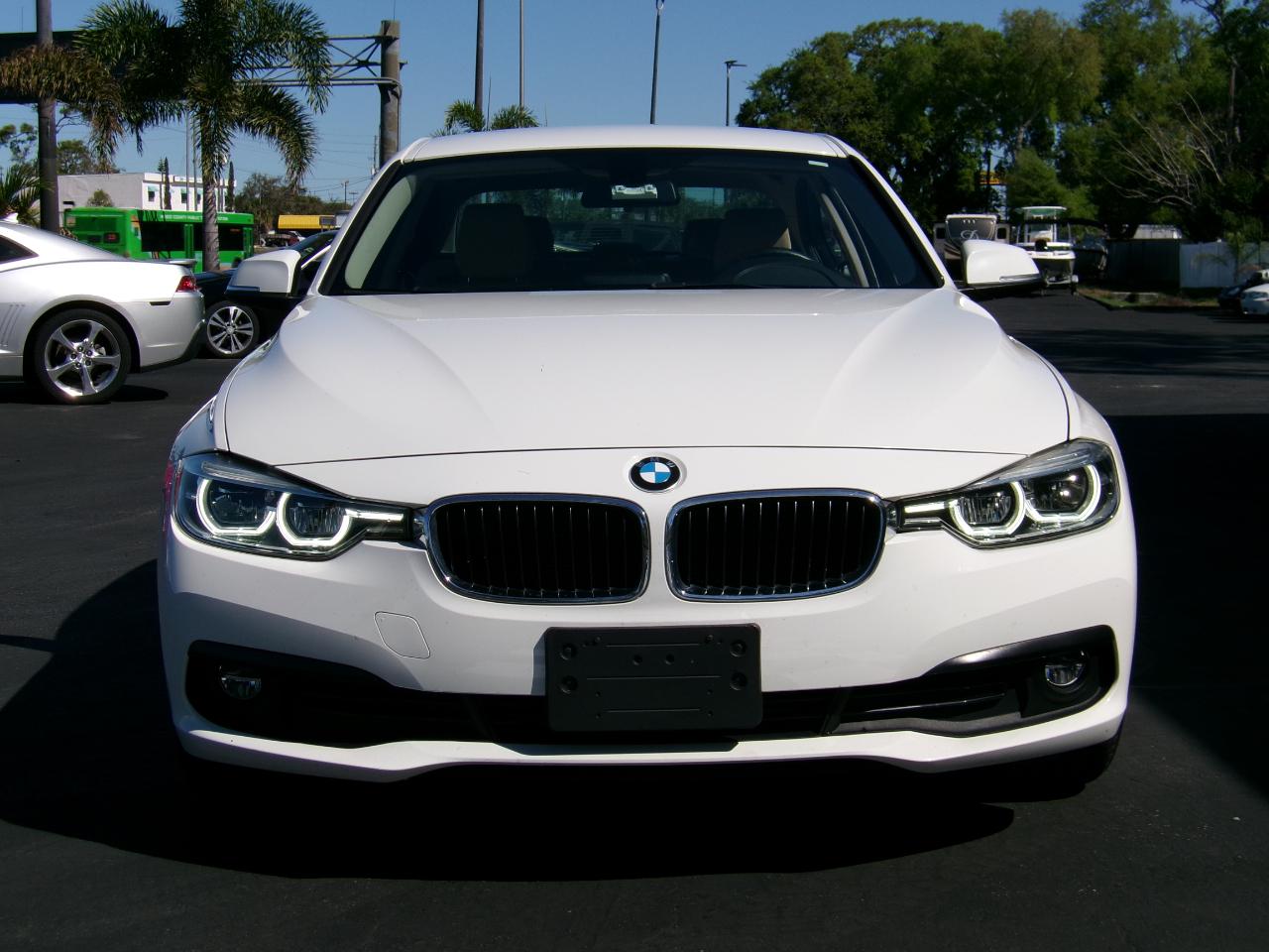 BMW 3-Series 320i xDrive Sedan 2018