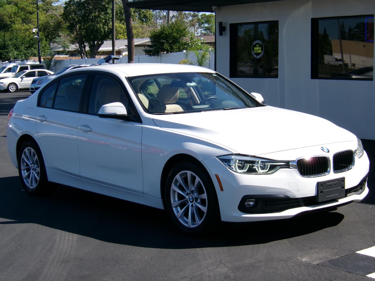 BMW 3-Series 320i xDrive Sedan 2018