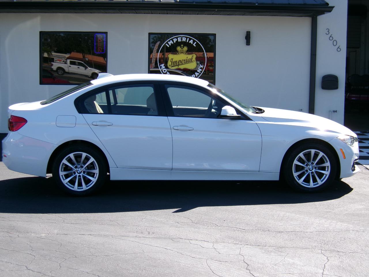 BMW 3-Series 320i xDrive Sedan 2018