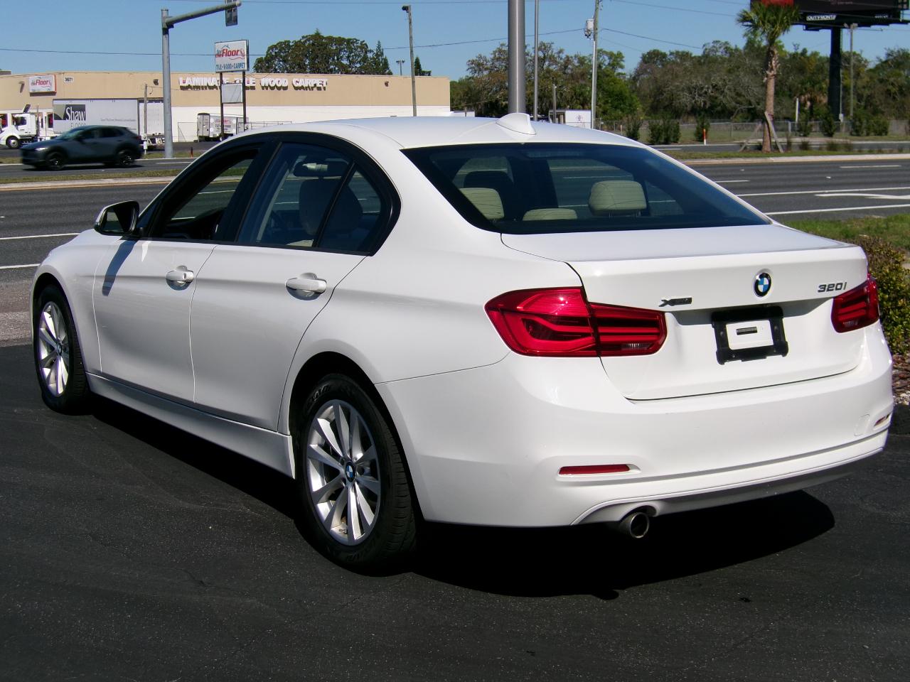 BMW 3-Series 320i xDrive Sedan 2018