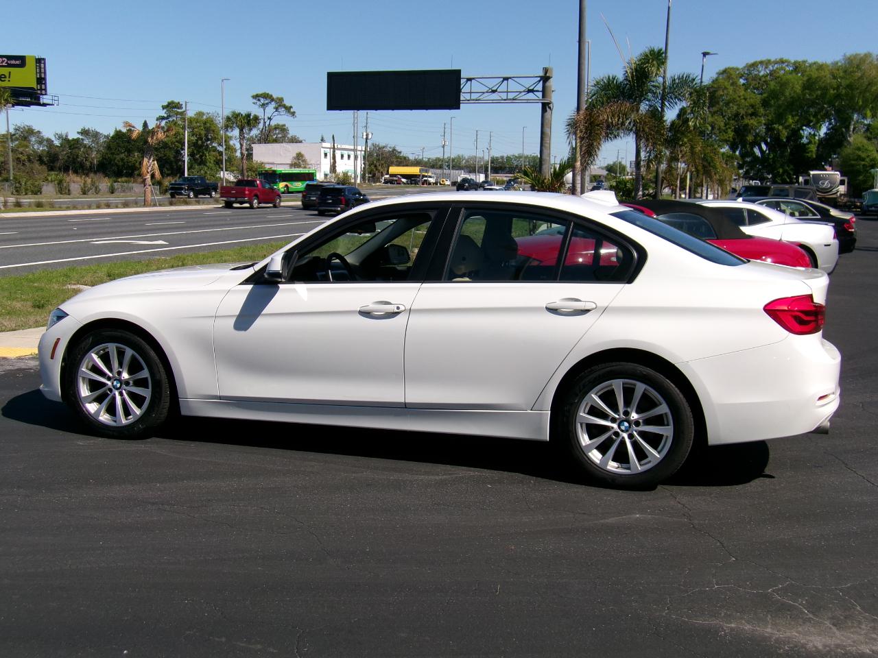 BMW 3-Series 320i xDrive Sedan 2018