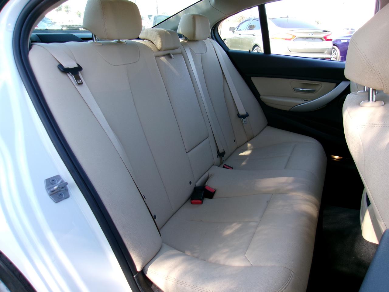 BMW 3-Series 320i xDrive Sedan 2018