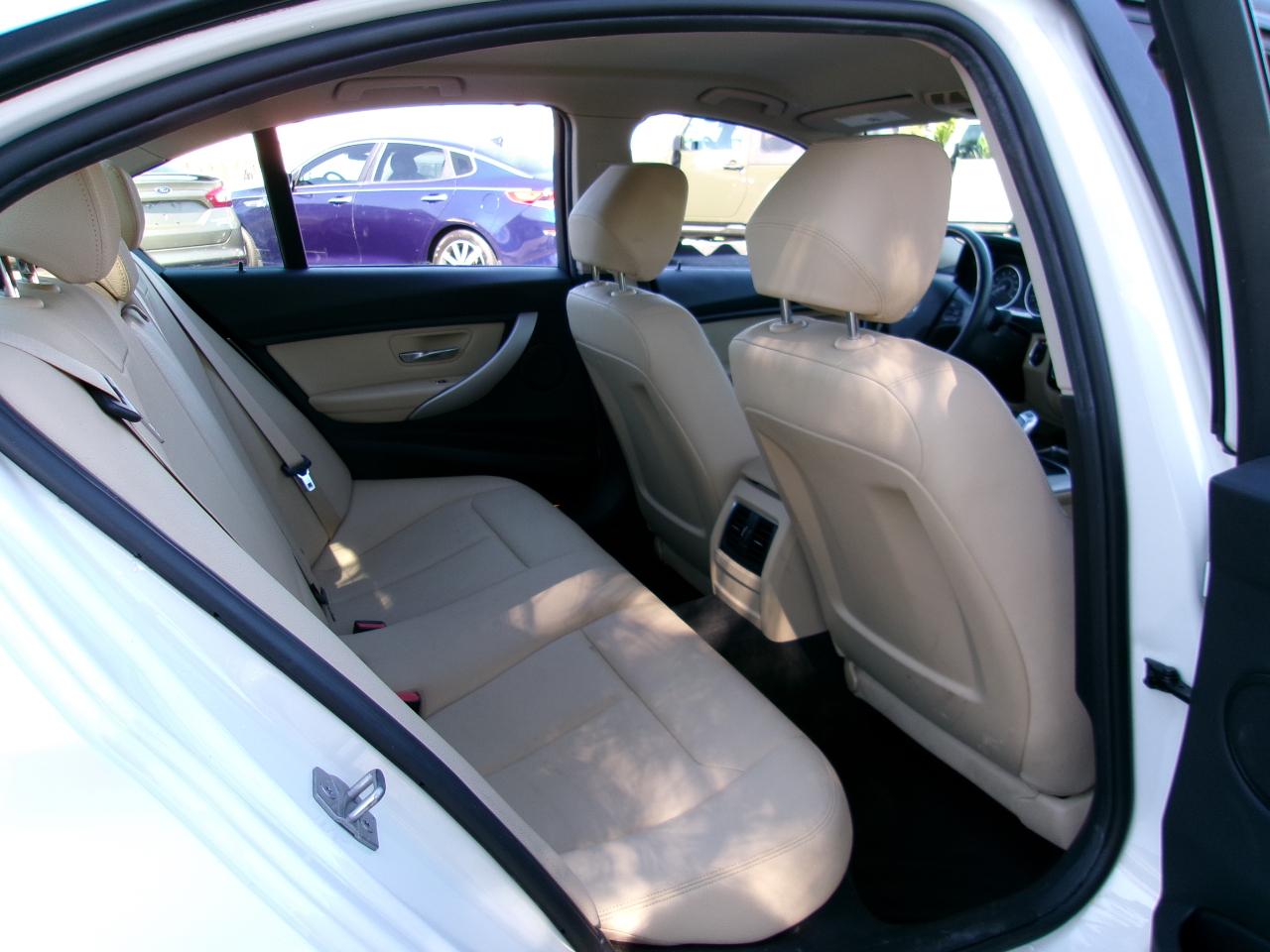 BMW 3-Series 320i xDrive Sedan 2018